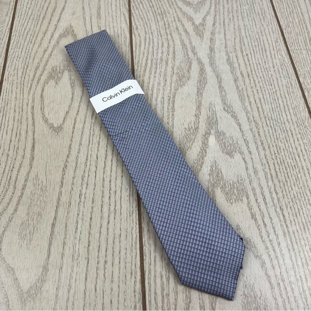 514 - Calvin Klein Tie Grey Purple CK21100056 Silk Blend MSRP $69.50